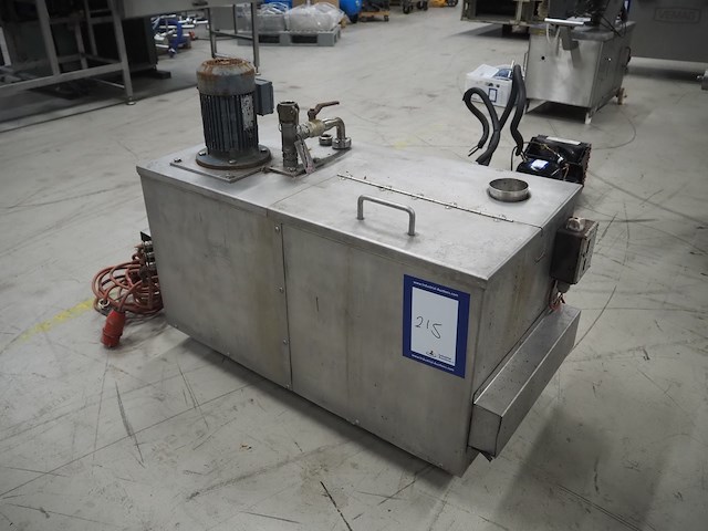 Nn paraffine tank - afbeelding 1 van  7