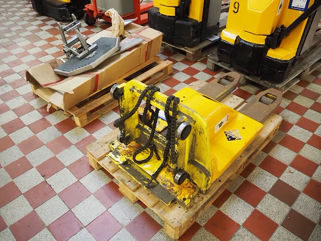 Nn parts for pallet lifter - afbeelding 3 van  6