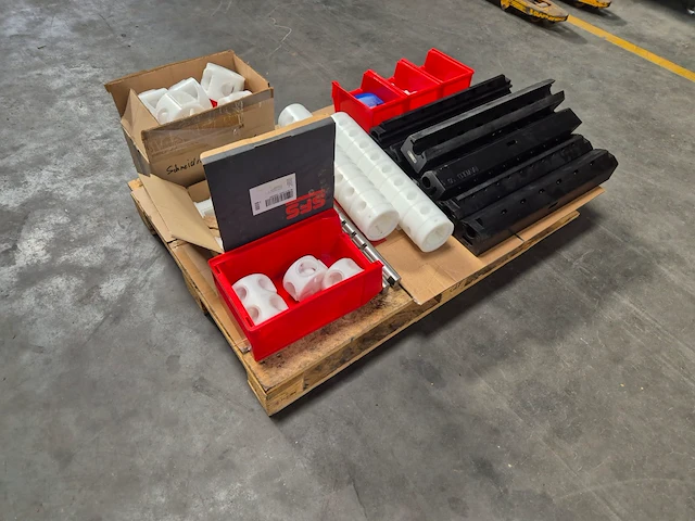 Nn parts for ravioli machine - afbeelding 1 van  16