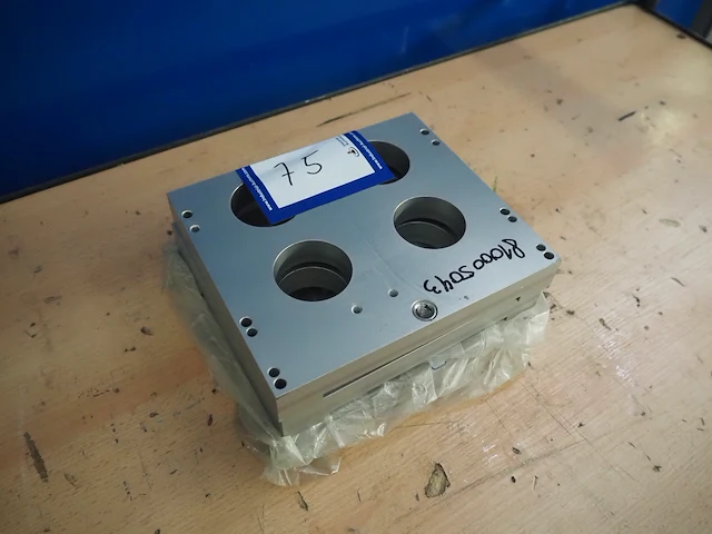 Nn parts - afbeelding 1 van  3