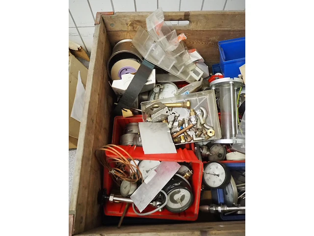 Nn parts - afbeelding 42 van  76