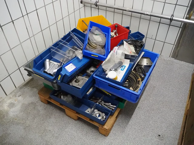 Nn parts - afbeelding 51 van  76