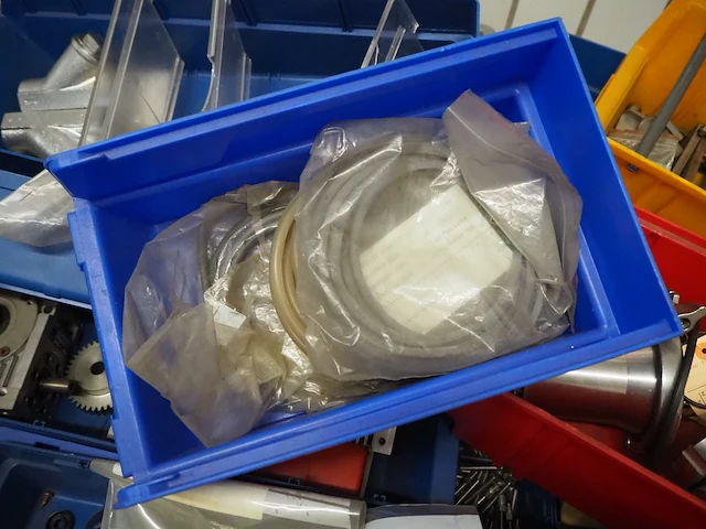 Nn parts - afbeelding 57 van  76