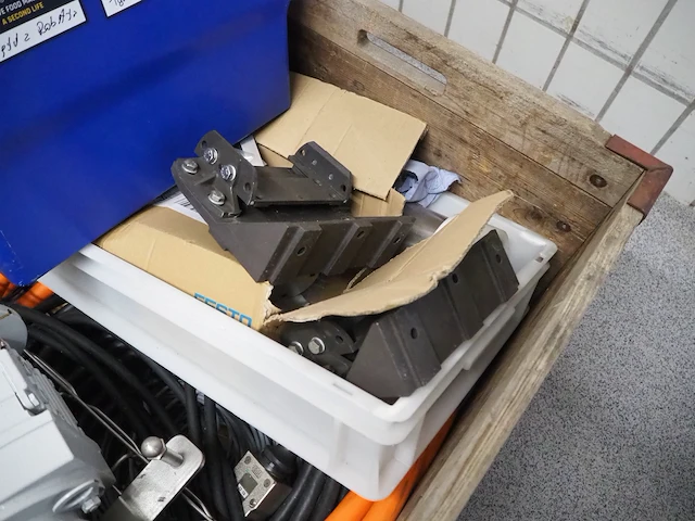 Nn parts - afbeelding 63 van  76