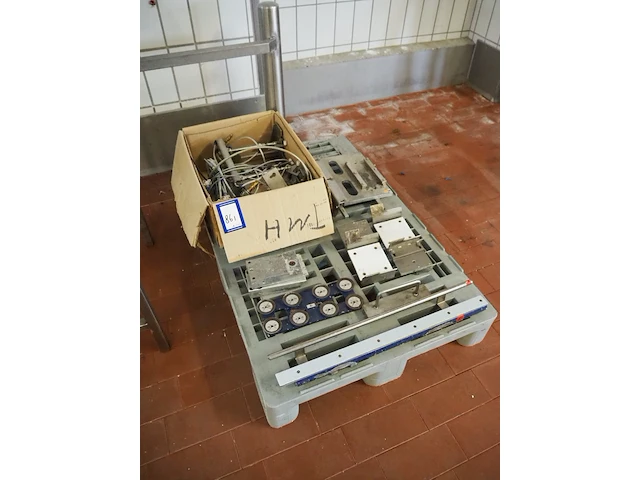 Nn parts - afbeelding 1 van  8