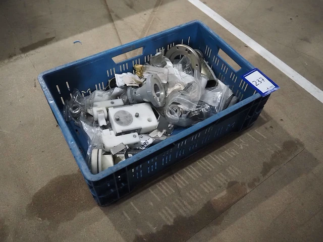 Nn parts - afbeelding 1 van  3