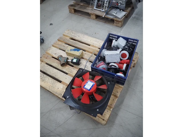 Nn parts - afbeelding 1 van  8