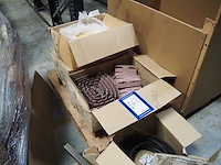 Nn parts - afbeelding 1 van  4