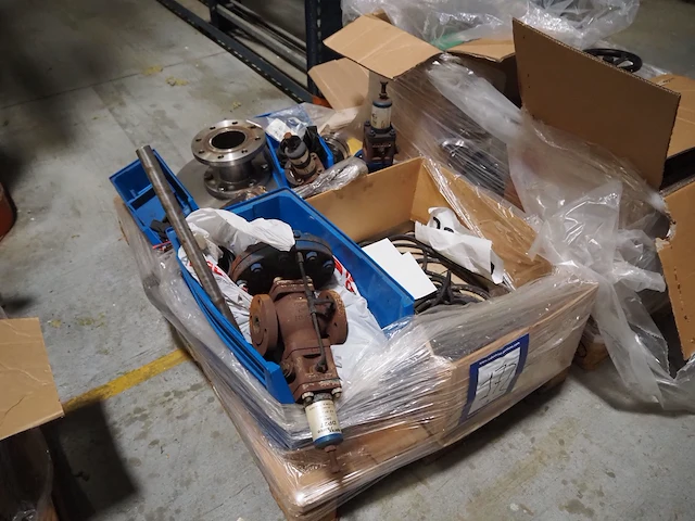 Nn parts - afbeelding 1 van  3