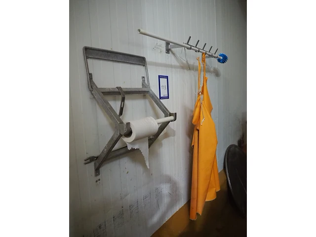 Nn peg and film roll holder - afbeelding 1 van  4