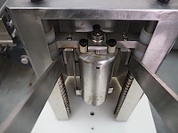 Nn pineapple peeler - afbeelding 6 van  9
