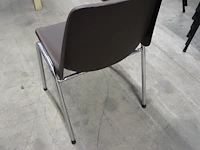 Nn plastic chairs - afbeelding 2 van  11