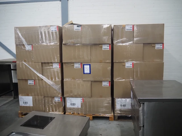 Nn plastic trays - afbeelding 1 van  6