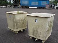 Nn plastic tubs - afbeelding 1 van  7