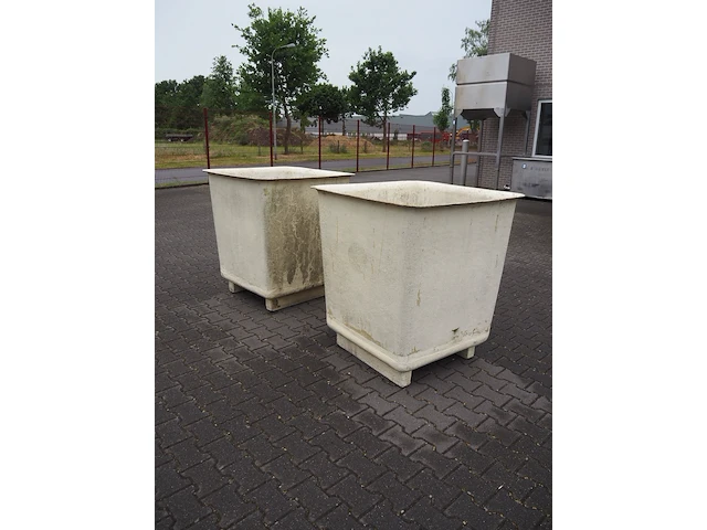 Nn plastic tubs - afbeelding 3 van  7