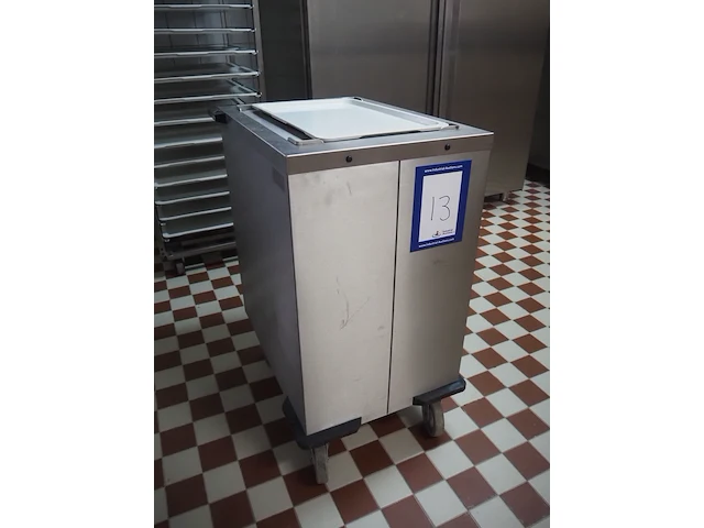 Nn plate dispenser - afbeelding 1 van  5