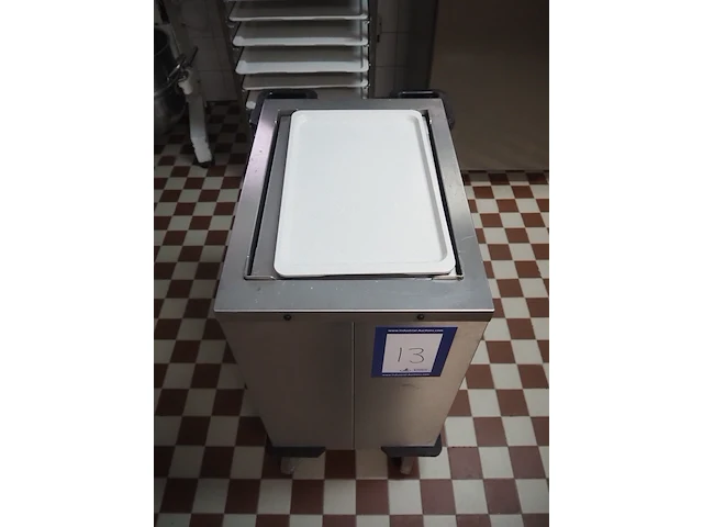Nn plate dispenser - afbeelding 4 van  5