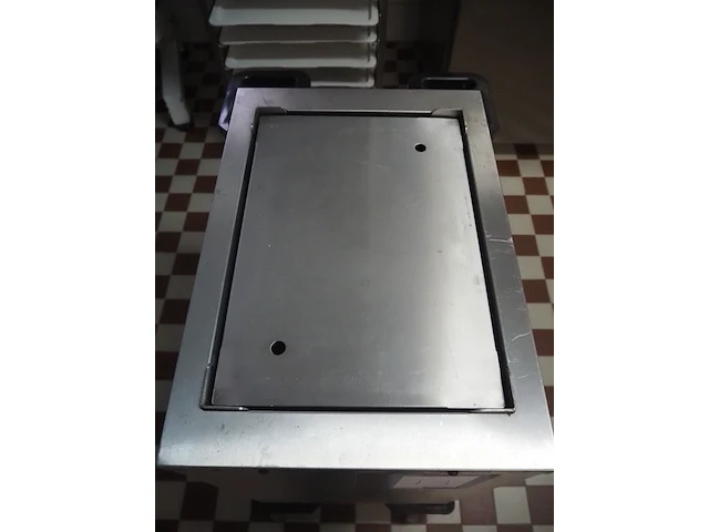 Nn plate dispenser - afbeelding 5 van  5