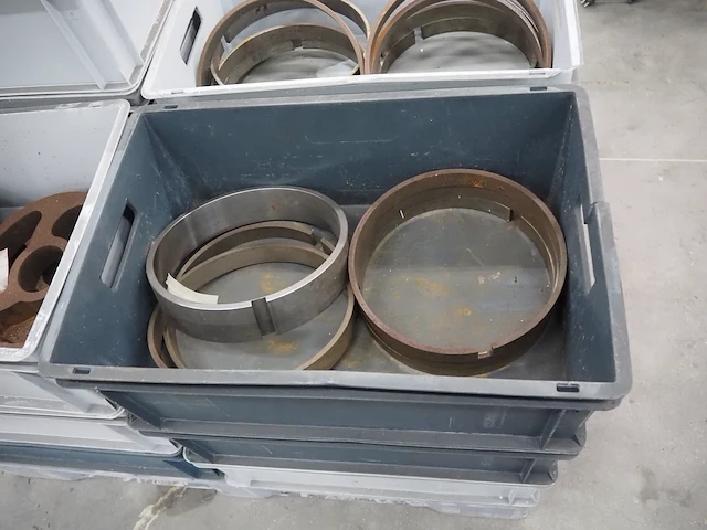 Nn plates and knifes for grinder - afbeelding 18 van  18