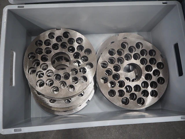 Nn plates and knifes - afbeelding 8 van  17