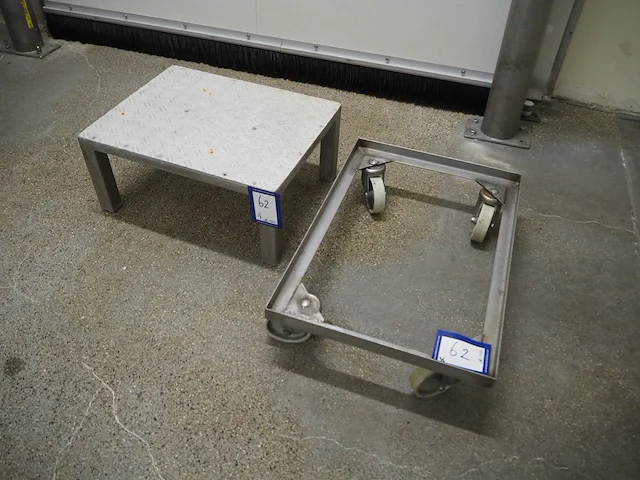 Nn platform and rollie - afbeelding 1 van  4