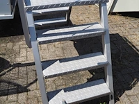Nn platform with stairs - afbeelding 5 van  7