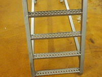 Nn platform with stairs - afbeelding 5 van  6