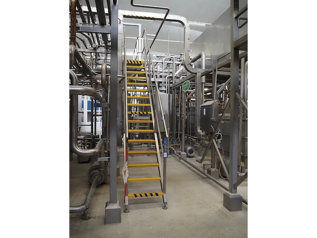 Nn platform with stairs - afbeelding 2 van  7