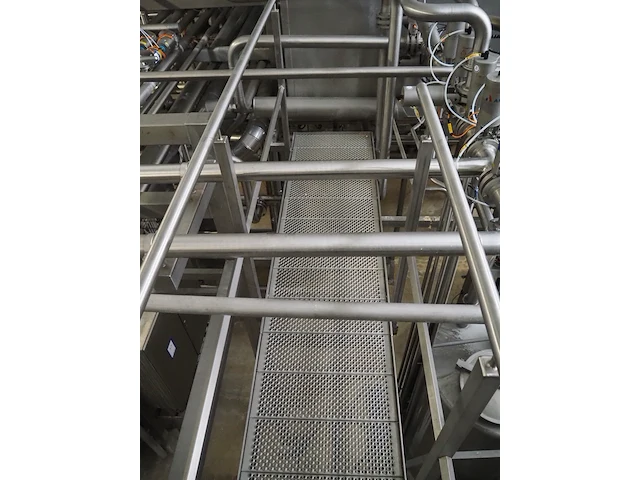 Nn platform with stairs - afbeelding 7 van  7