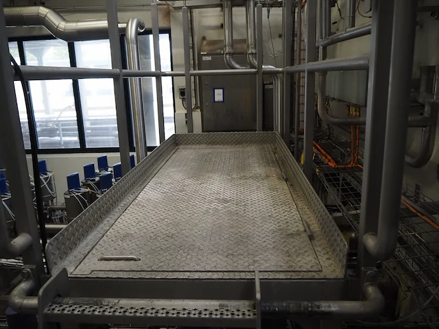 Nn platform with stairs - afbeelding 4 van  4