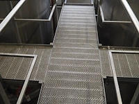 Nn platform with stairs - afbeelding 8 van  9