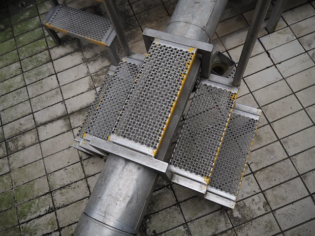 Nn platform with stairs - afbeelding 3 van  3