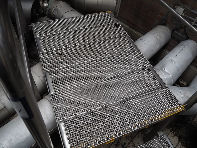 Nn platform with stairs - afbeelding 4 van  4