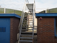 Nn platform with stairs - afbeelding 12 van  16