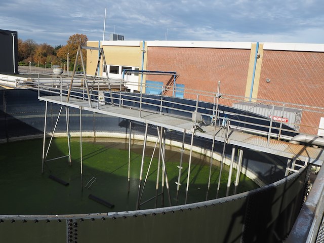 Nn platform with stairs - afbeelding 14 van  16