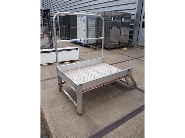 Nn platform - afbeelding 1 van  4