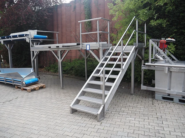 Nn platform - afbeelding 1 van  5