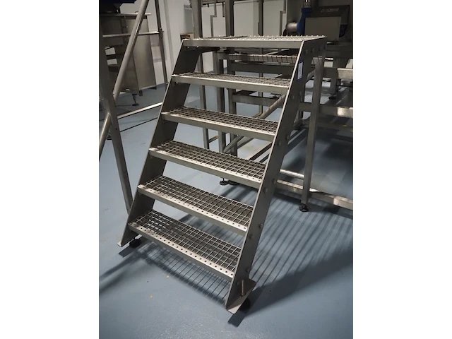 Nn platform - afbeelding 4 van  4