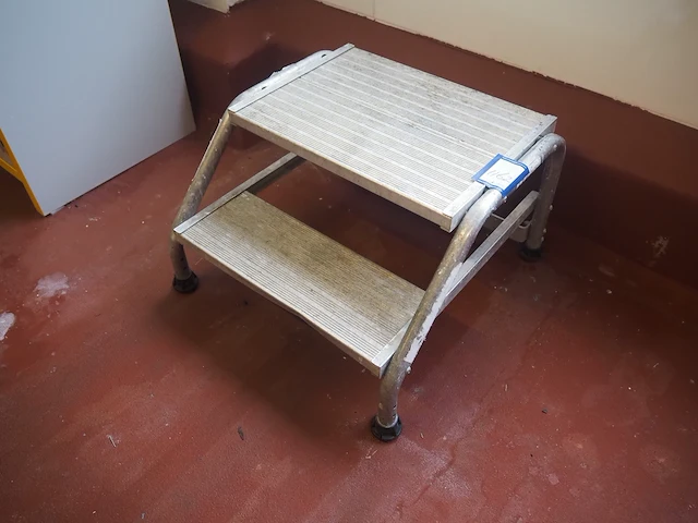 Nn platform - afbeelding 1 van  2