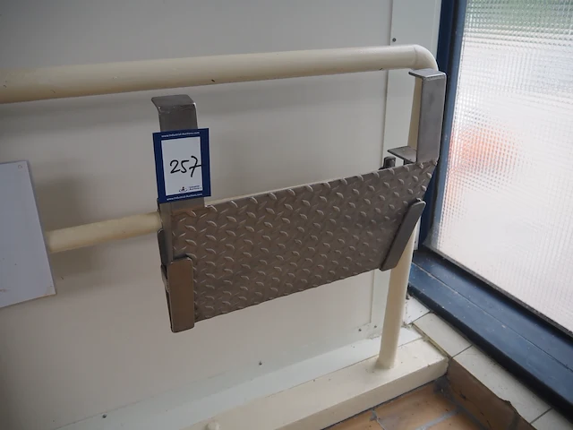 Nn platform - afbeelding 1 van  2