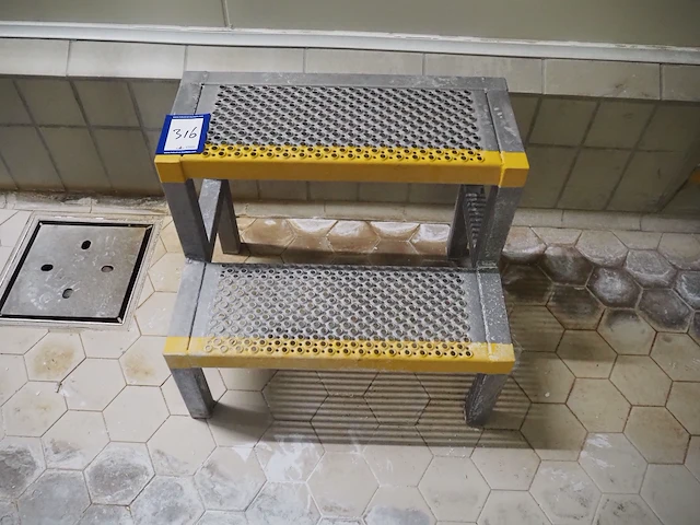 Nn platform - afbeelding 3 van  3