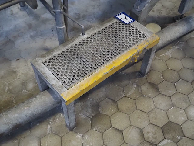 Nn platform - afbeelding 1 van  2