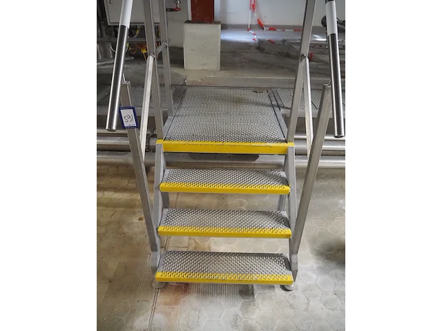Nn platform - afbeelding 3 van  5