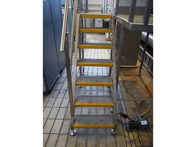 Nn platform - afbeelding 3 van  5