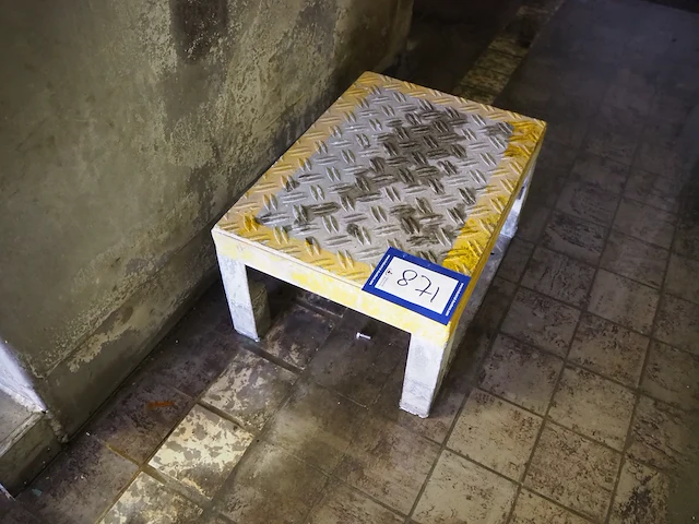 Nn platform - afbeelding 1 van  2