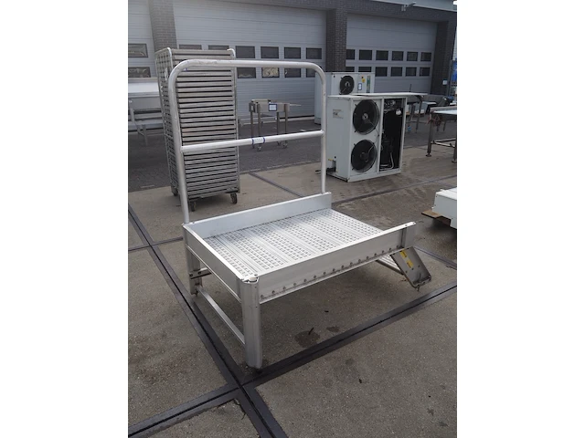 Nn platform - afbeelding 2 van  4