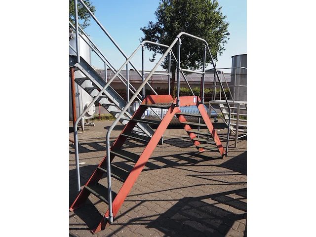 Nn platform - afbeelding 1 van  6