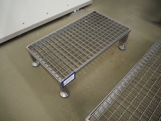 Nn platform - afbeelding 1 van  2