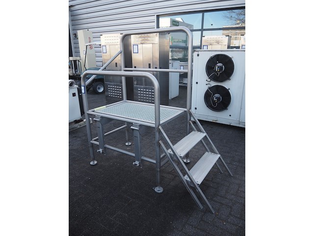 Nn platform - afbeelding 1 van  8