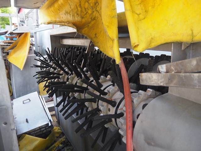 Nn plucker - afbeelding 5 van  8